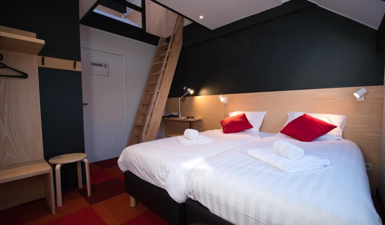 Hotel Aquatel Динант Екстериор снимка
