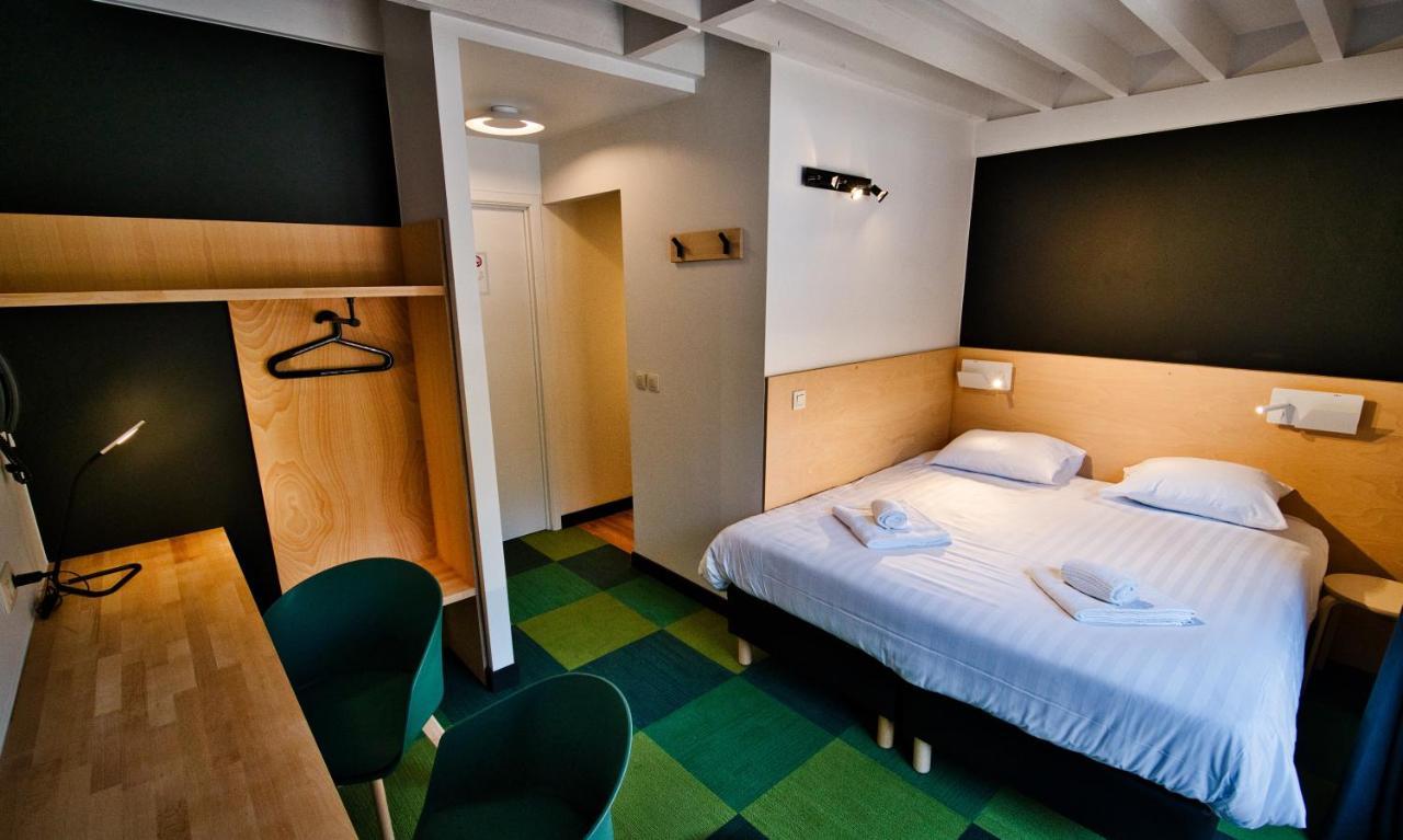 Hotel Aquatel Динант Екстериор снимка
